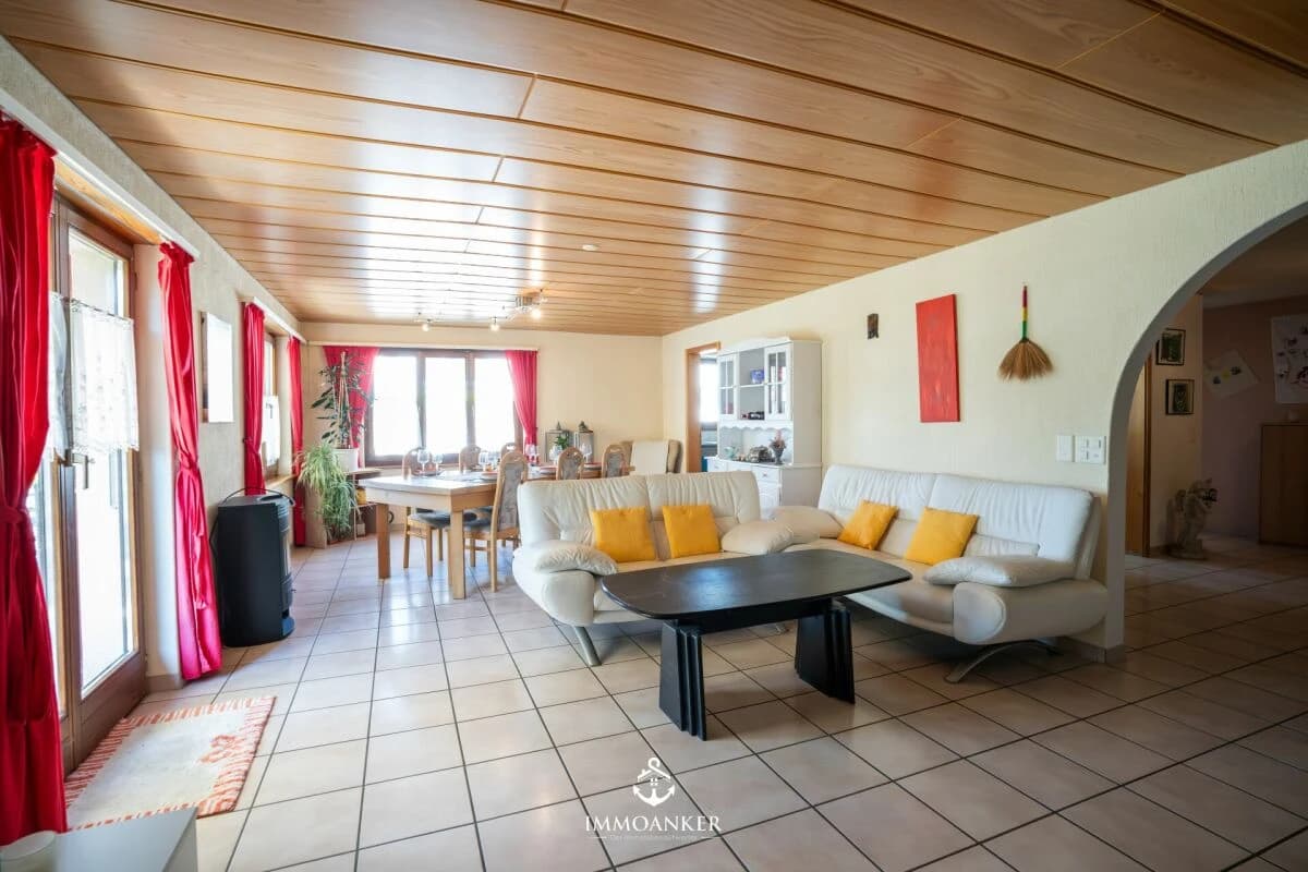 Charmantes Zuhause in Busswil mit vielseitigem Nutzungspotenzial in Seenähe