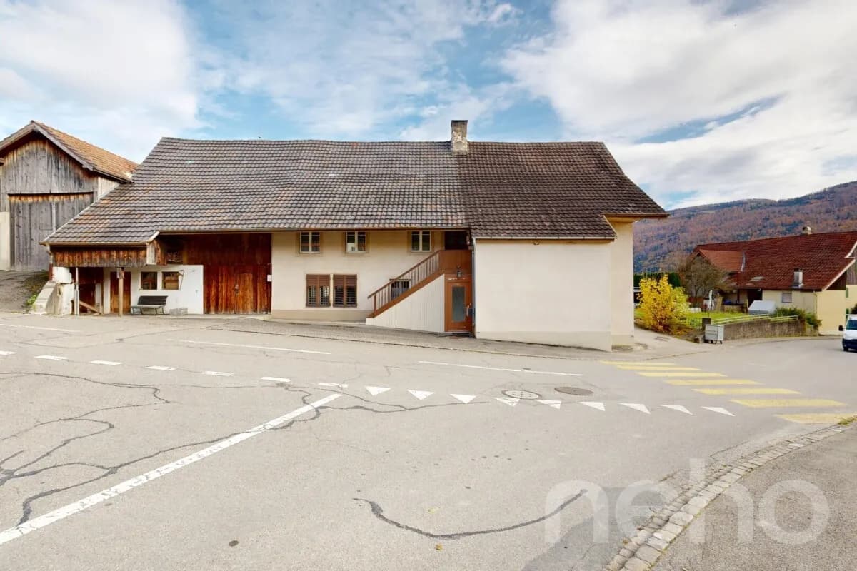 Bauernhaus mit angrenzendem Einfamilienhaus und viel Bauland inkl.