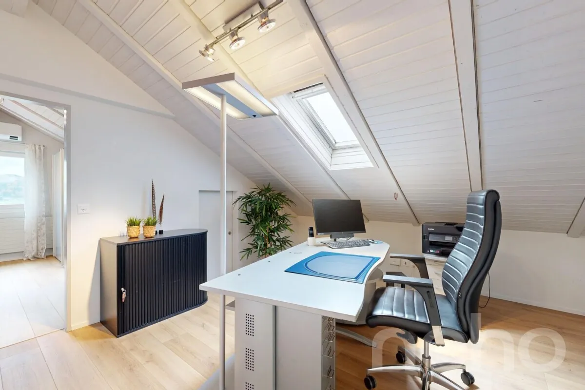 Erstklassiges 5.5-Zimmer Einfamilienhaus mit attraktiver Fernsicht