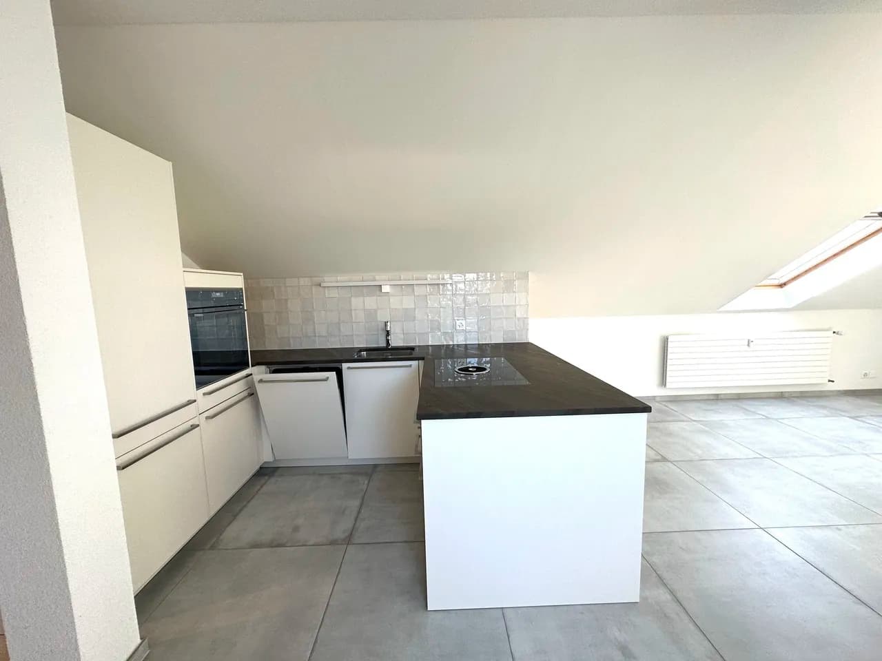 tolle, moderne und sehr gemütliche Dachwohnung