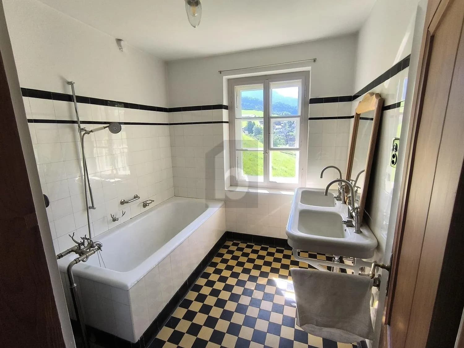 HISTORISCH MIT WEITBLICK