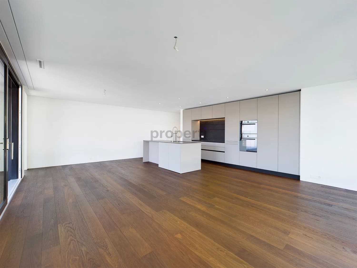 Exklusives Wohnen mit Seesicht  stilvolle 5.5 Zimmer Wohnung an idealer Lage