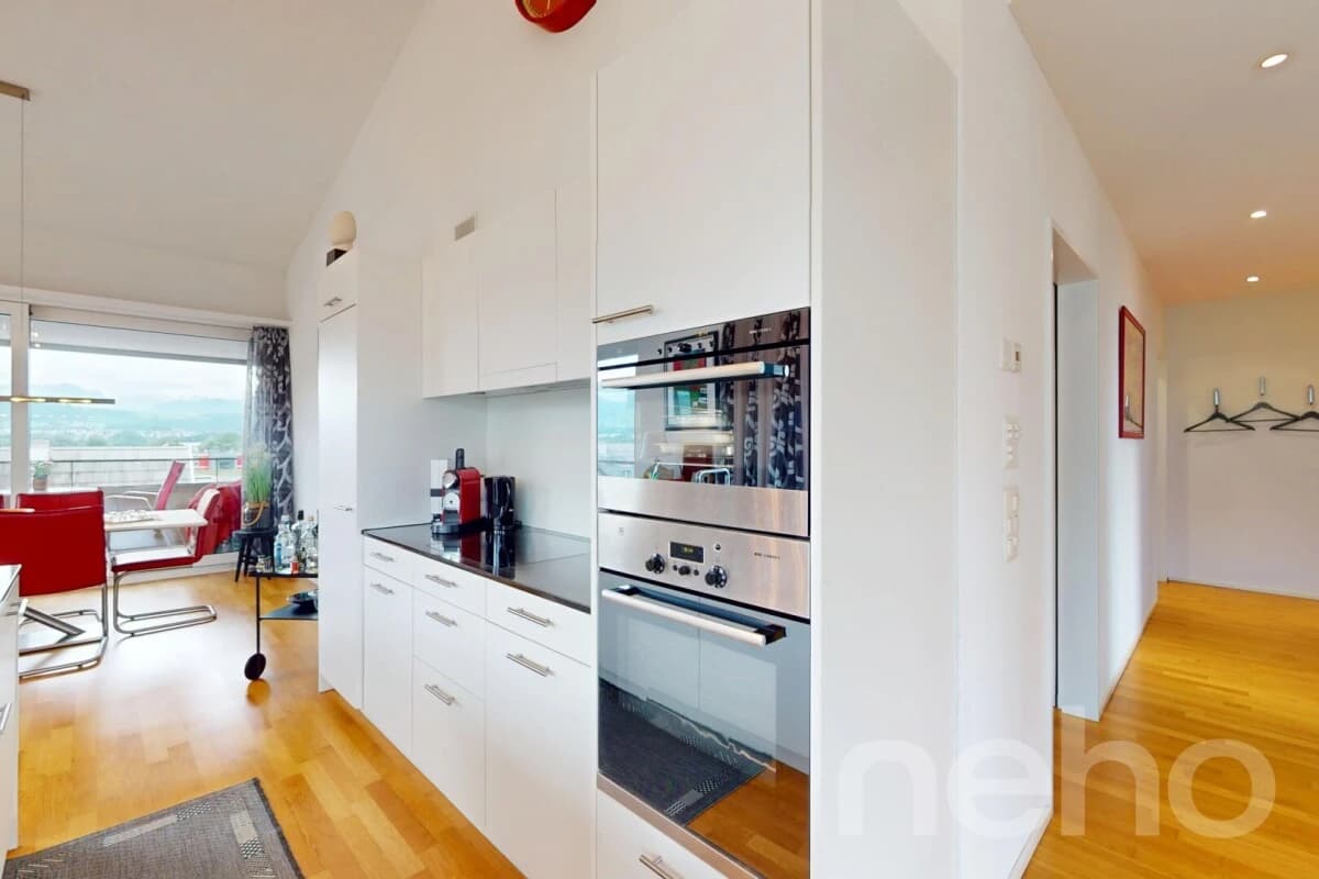 Licht, Weite und Ausblick ? stilvolle 3.5-Zimmer-Dachwohnung