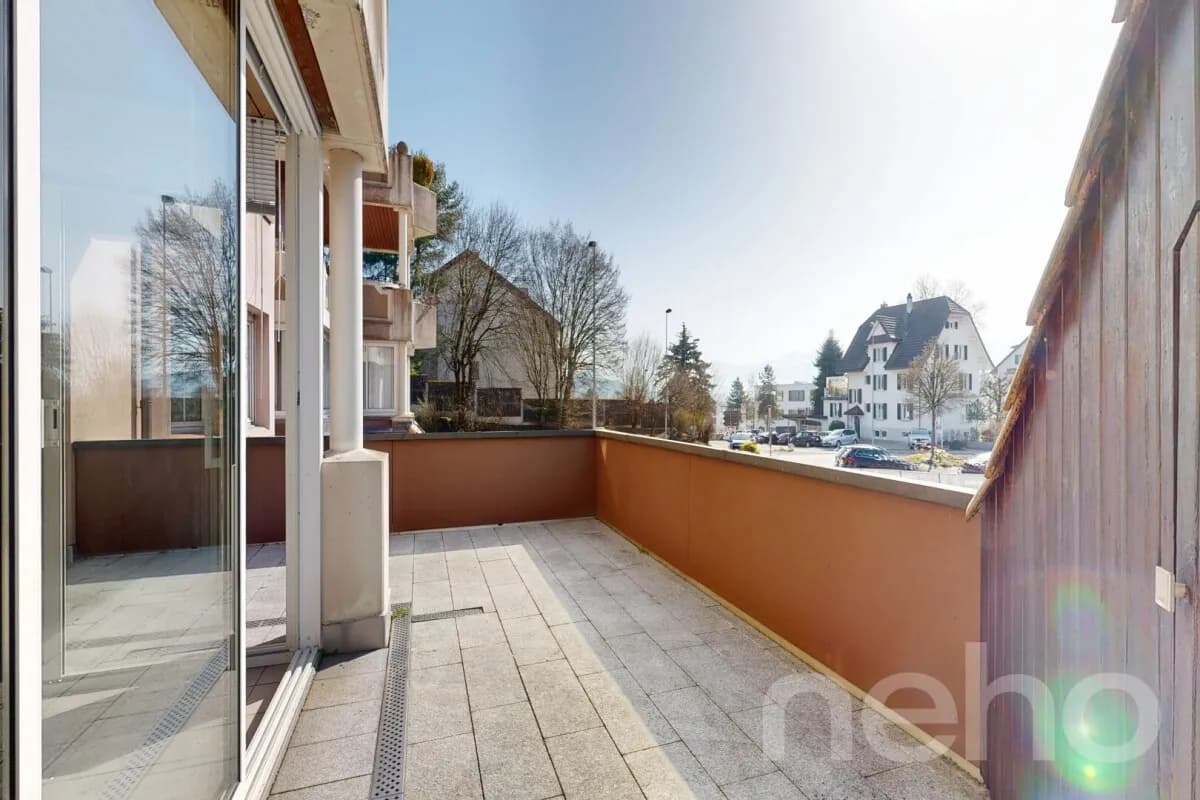 4.5-Zimmerwohnung mit Wintergarten und grosser Terrasse