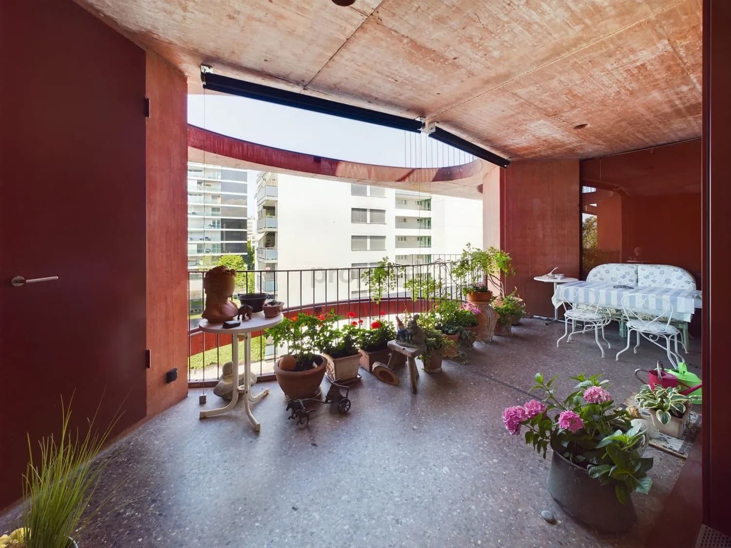 Moderne 3.5-Zimmer-Wohnung mit Balkon in Zug