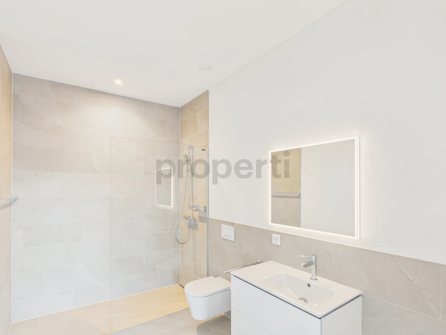 Erstbezug; 3.5 Zimmer Wohnung im Eigentumsstandard