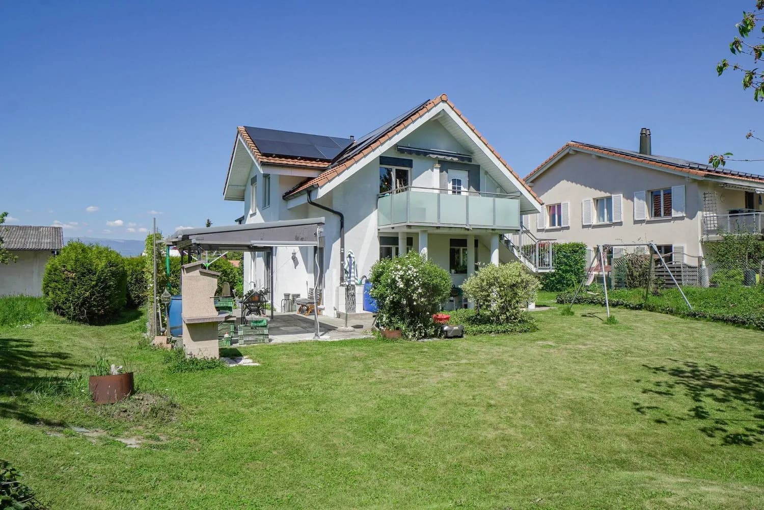 NATURNAHES EINFAMILIENHAUS MIT PROFITABLER EINLIEGERWOHNUNG