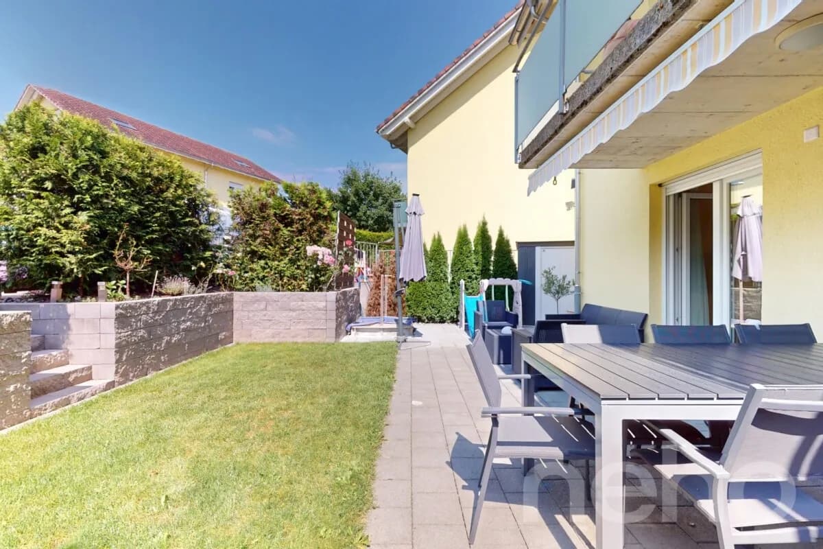 Familientraum mit Whirlpool, Garten, Terrassen und viel Platz