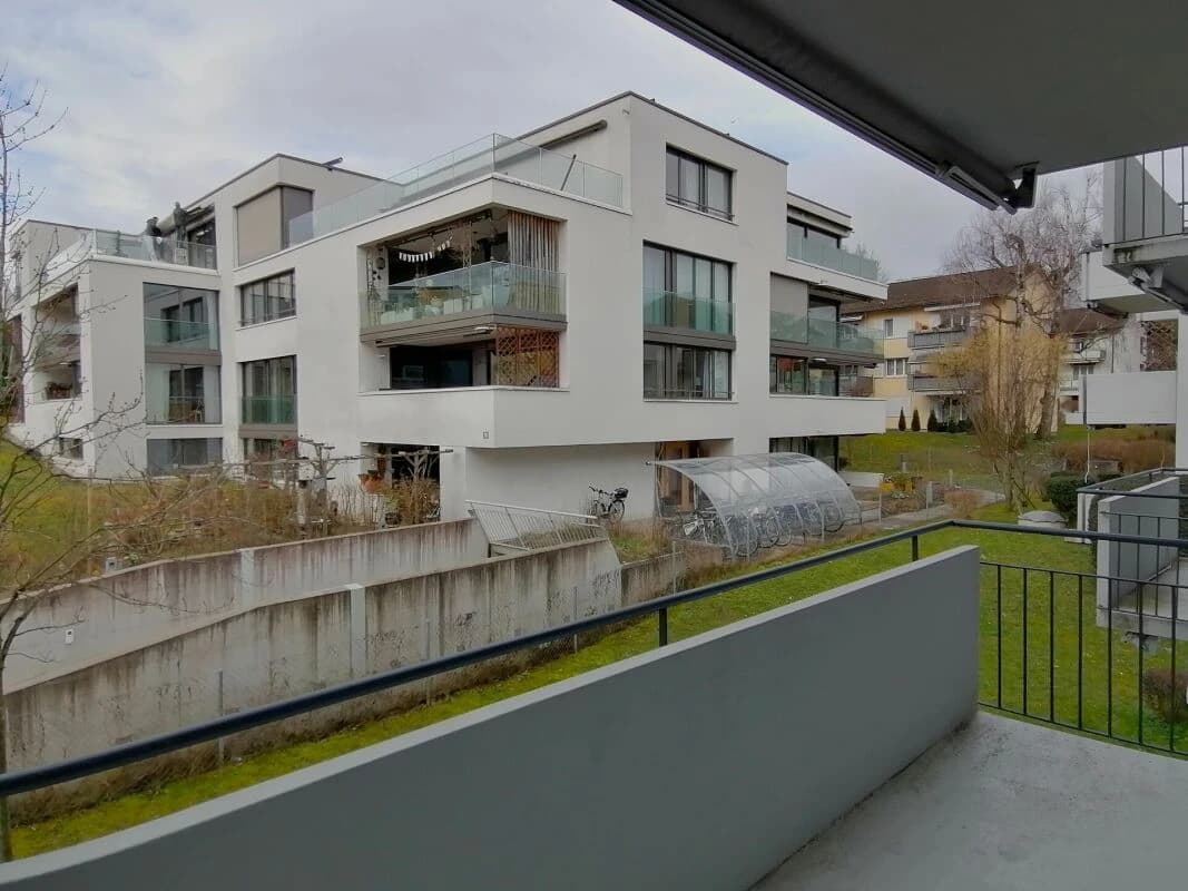 Urban Living in Altstetten