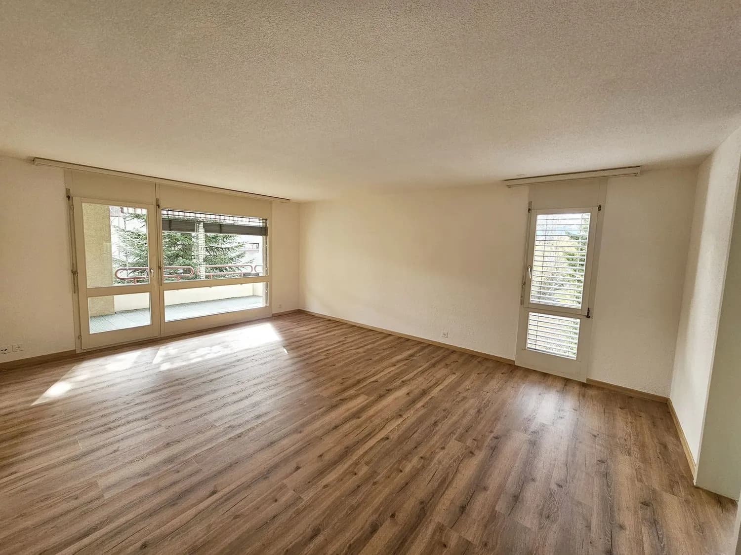 Sonnendurchflutet mit GRATIS PARKPLATZANGEBOT!