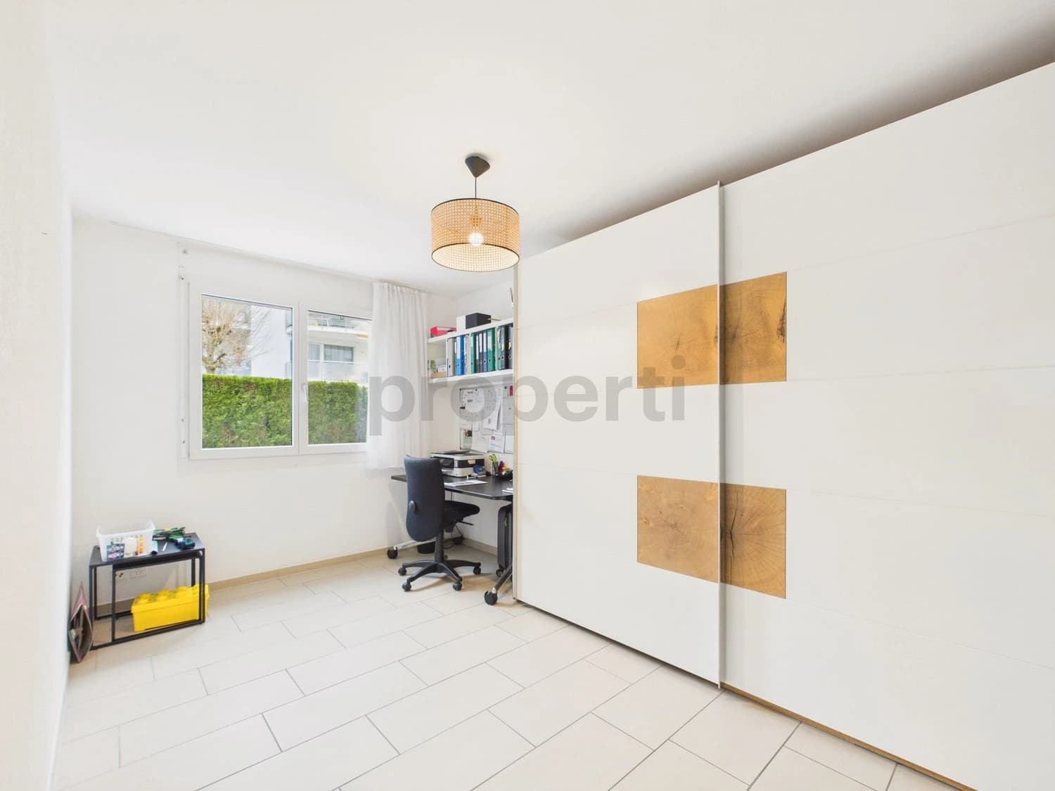 Moderne 5.5-Zimmer Wohnung mit 290m2 Garten in Wetzikon