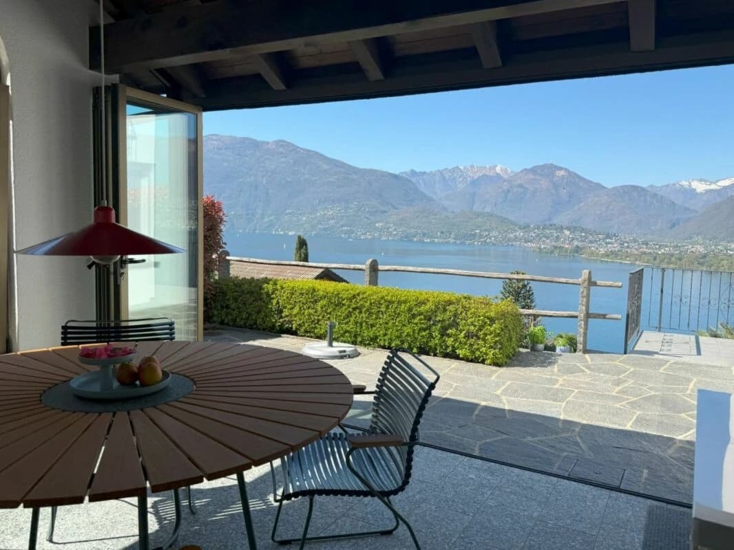 Komplett renoviertes Ferienhaus mit Traumaussicht