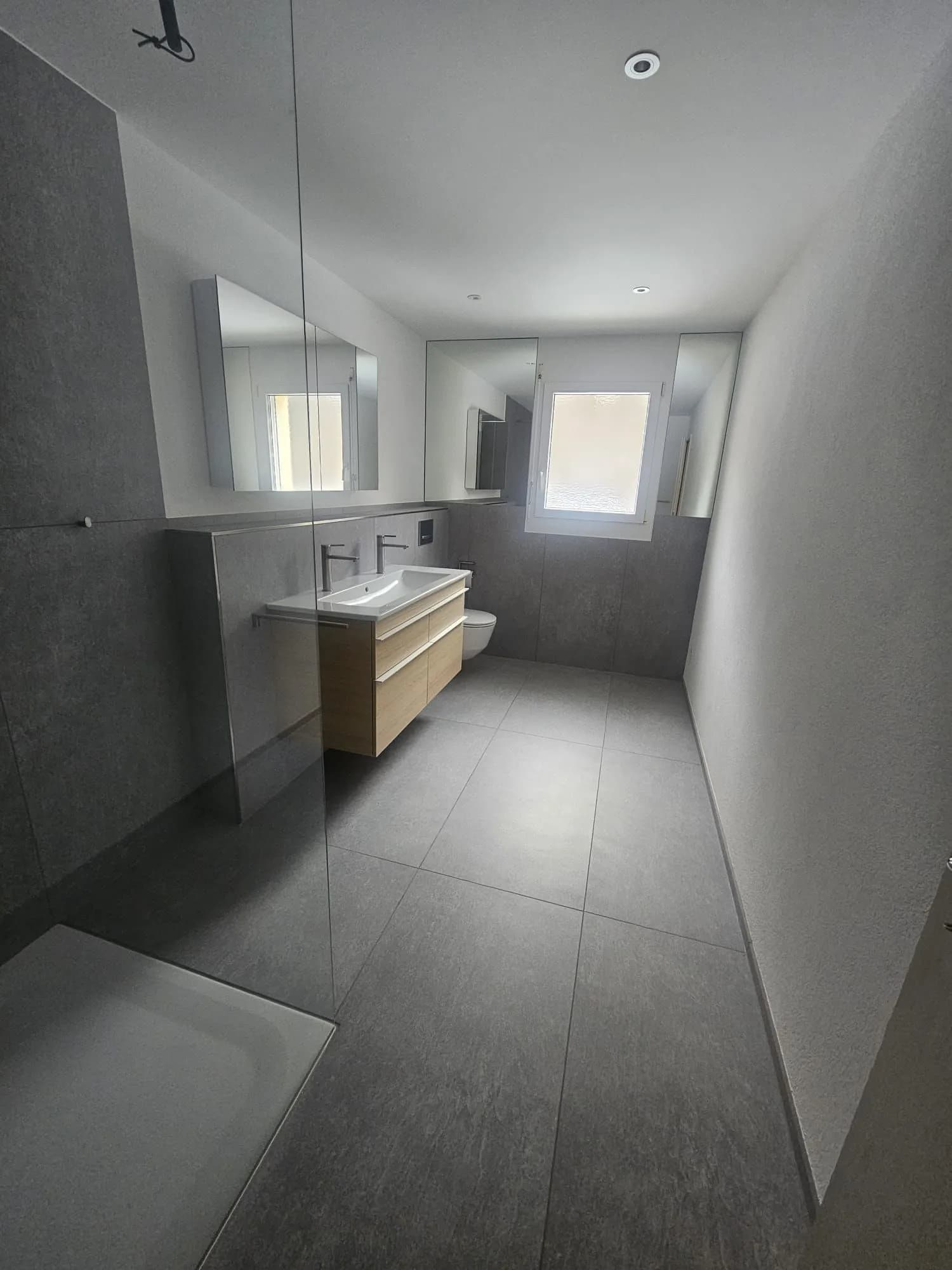 Geräumige 4.5-Zimmer-Wohnung mit sonnigem Balkon, Effretikon