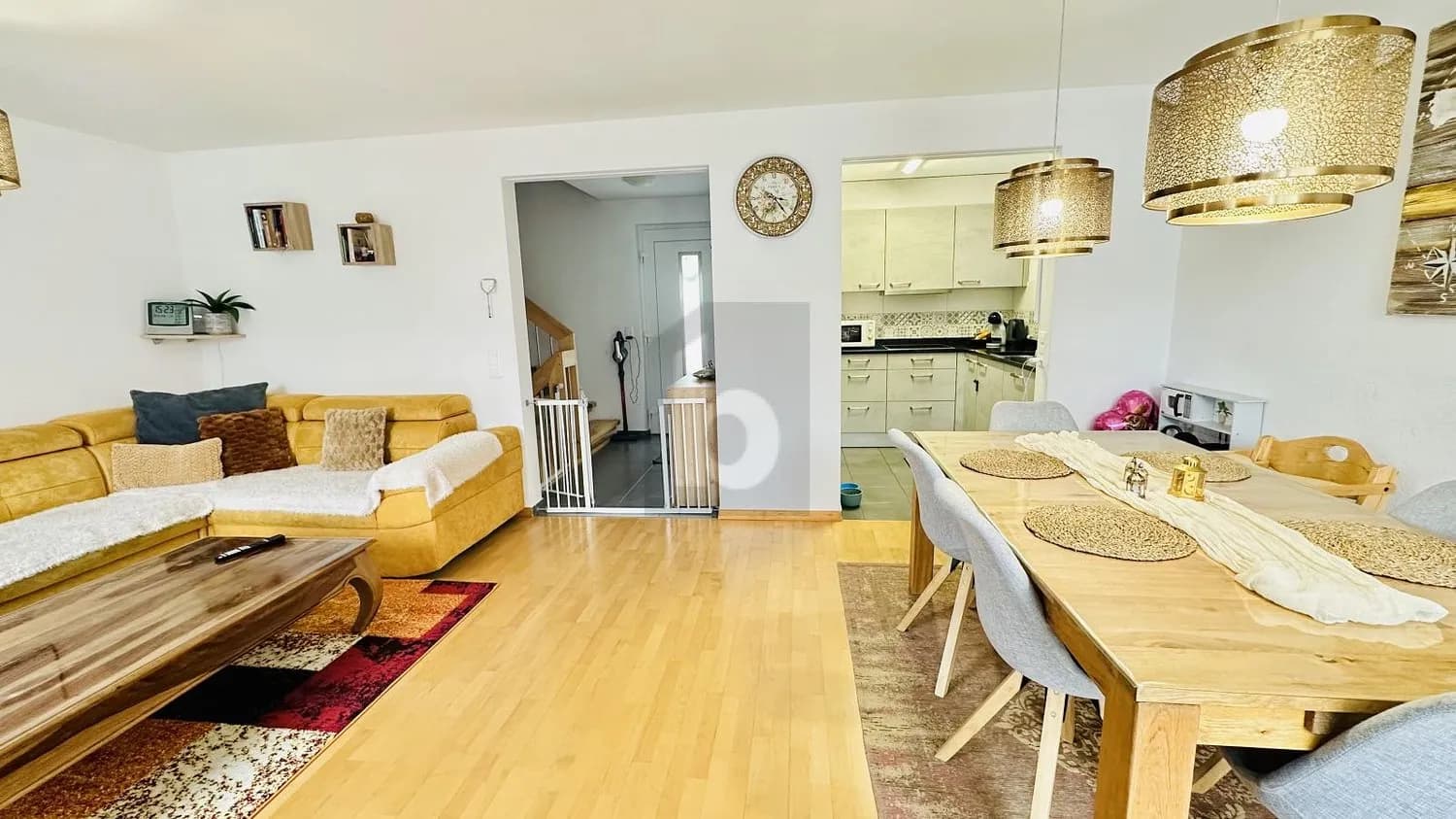 FAMILIENFREUNDLICH MIT CHARME IN ZENTRALER LAGE