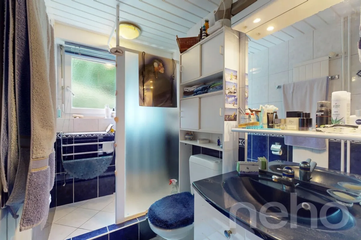 Appartement 4,5 pièces avec jardin, vue montagne et garage