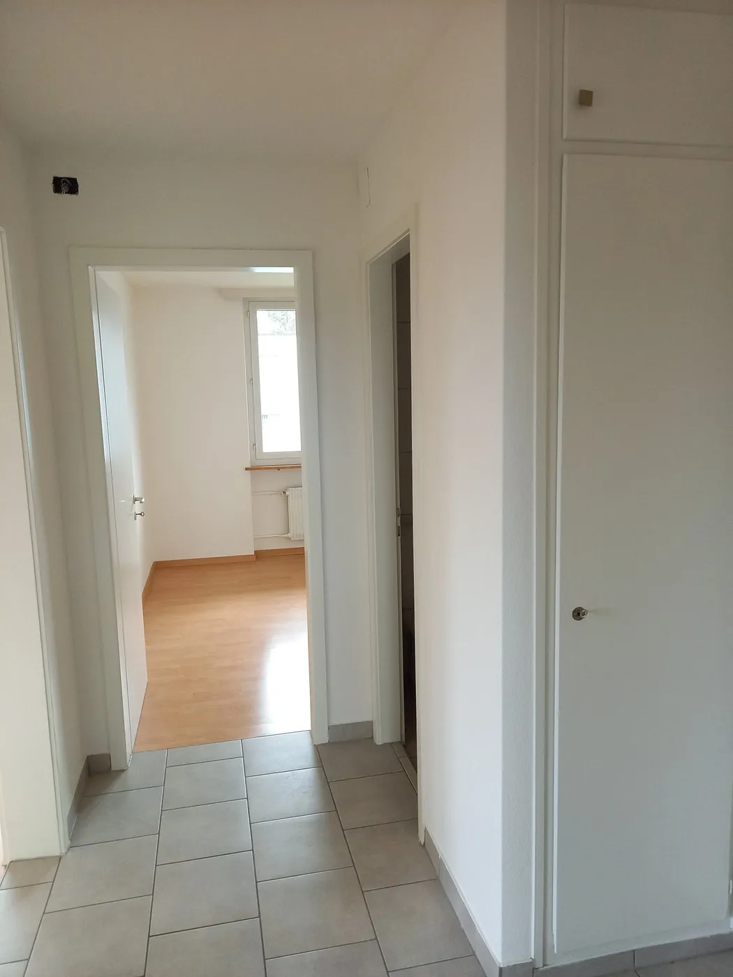 Charmante 3.5-Zimmer-Wohnung im Herzen von Dietikon (Befristet bis 30.09.2026)