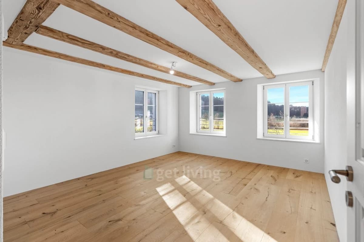 TOP-SANIERTES REIHENECKHAUS  FÜR NATUR UND KOMFORTLIEBHABER