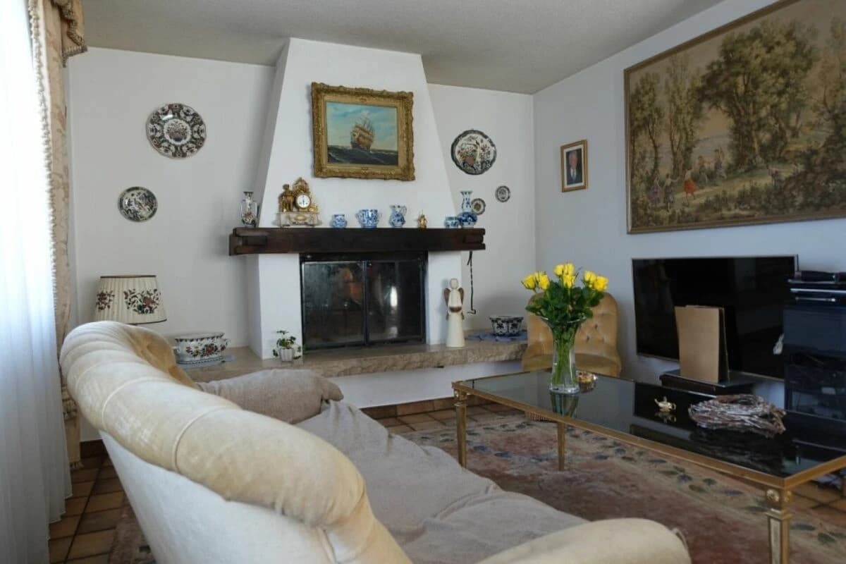 Einfamilienhaus mit grossem Garten