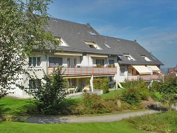 Familienwohnung in ländlicher grüner Überbauung