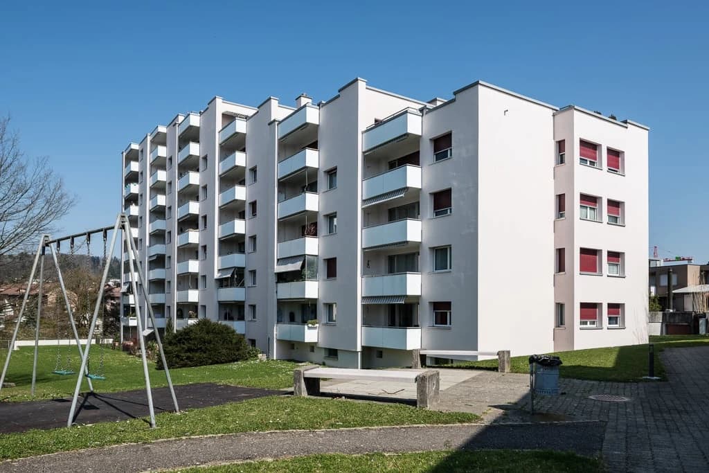 Ein Traum - Attikawohnung mit grosser Dachterrasse und Bergsicht