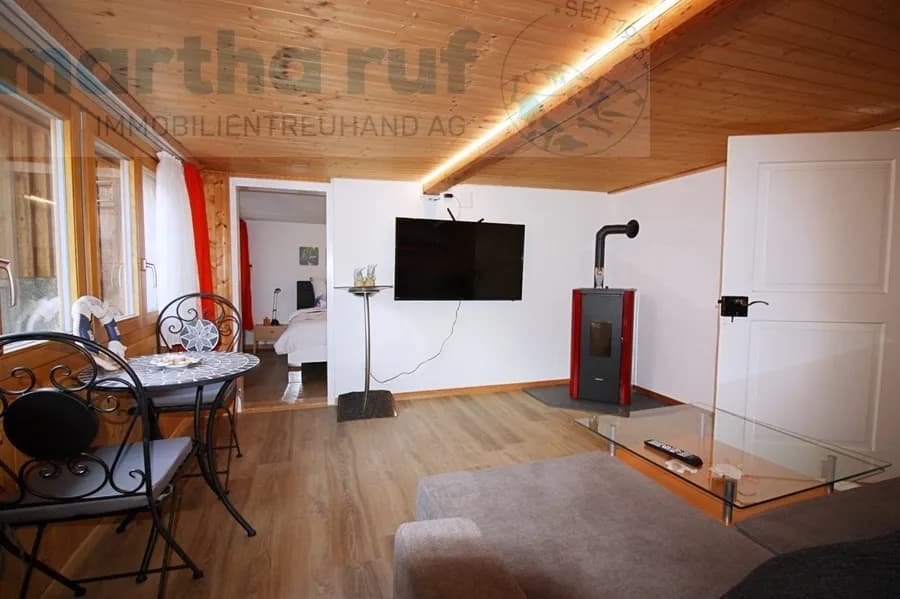 Haus mit zwei 2-Zimmer-Wohnungen mit Airbnb Vermietung