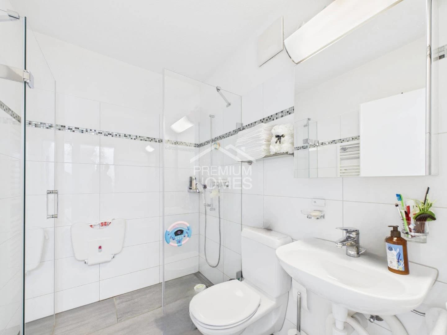 Attikawohnung mit traumhafter Terrasse