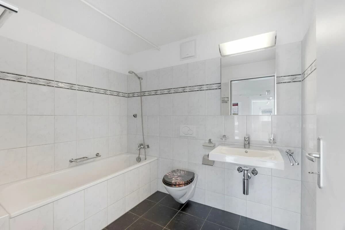 Zentral gelegene Familienwohnung mit zwei Balkonen