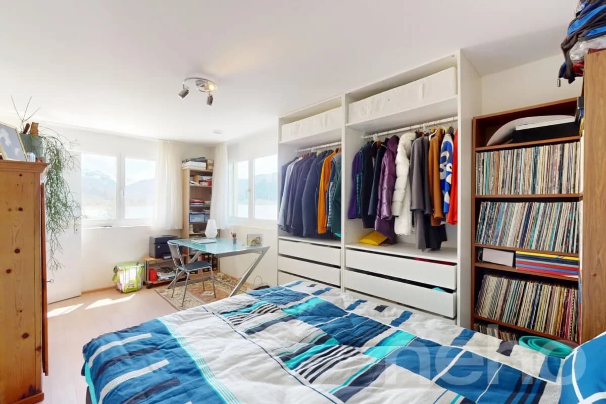 Wohnen mit Weitblick: Exklusive Wohnung direkt am Sihlsee