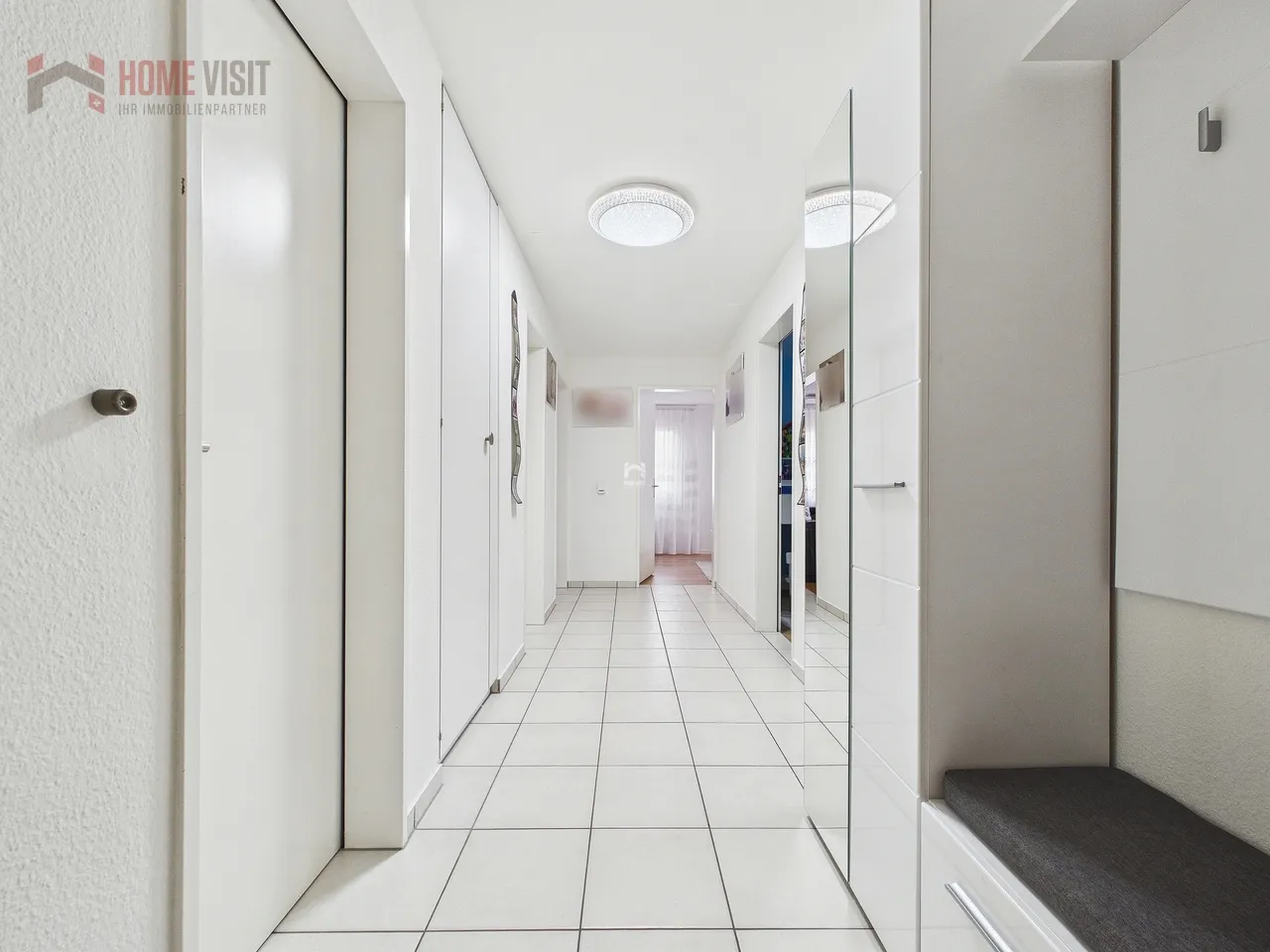 4.5-Zimmer-Wohnung mit Balkon und Hobbyraum in ruhiger Lage