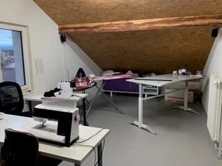 Zentral gelegene 4-Zimmer-Wohnung (82m2)-optional mit grossem Atelier