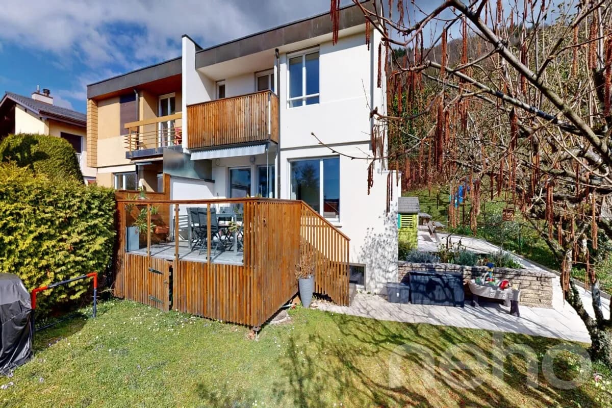 Maison familiale rénovée au c?ur de Blonay, à deux pas du centre