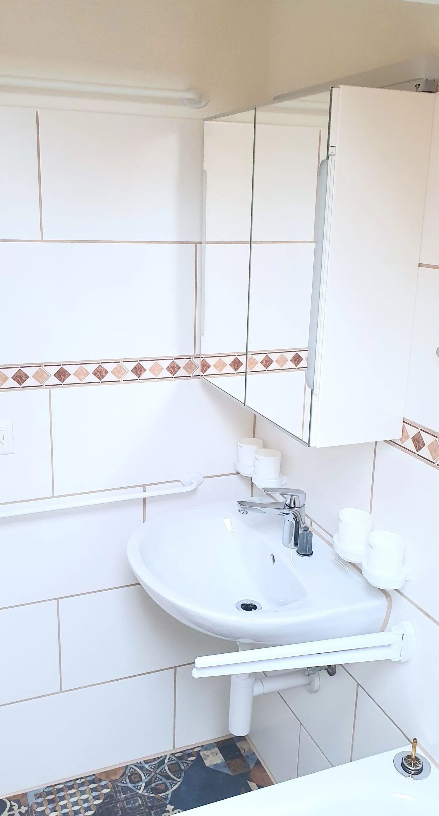 Dachwohnung mit Galerie und Balkon