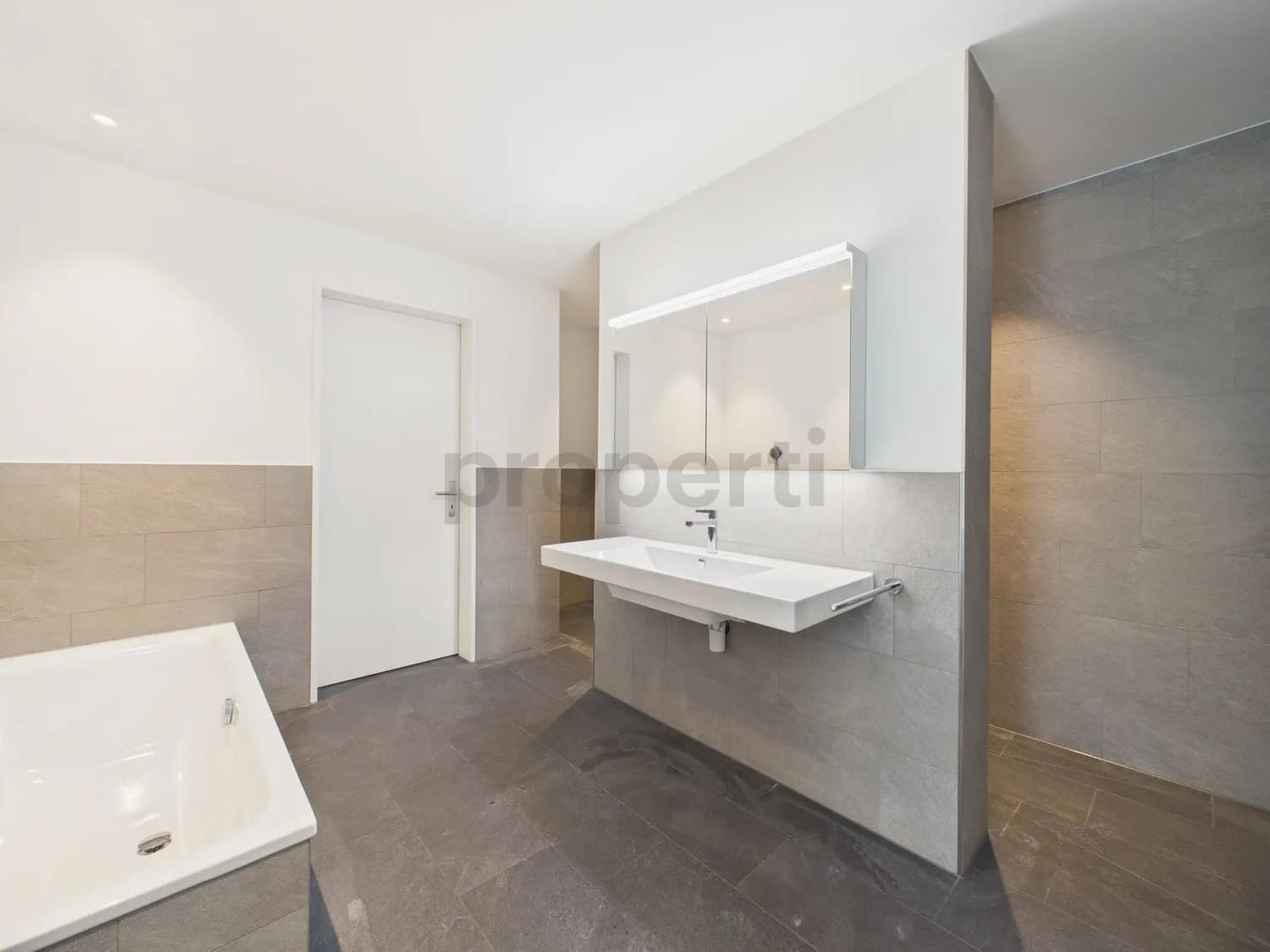 Moderne 3.5-Zimmer-Neubauwohnung in Bürglen OW