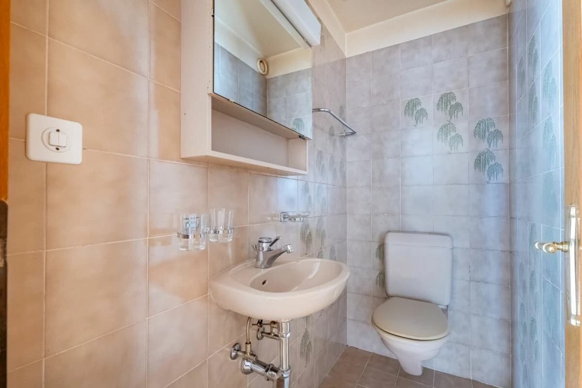 Hochwertige 4.5-Zimmer-Wohnung an ruhiger Toplage in La Punt Chamues-ch