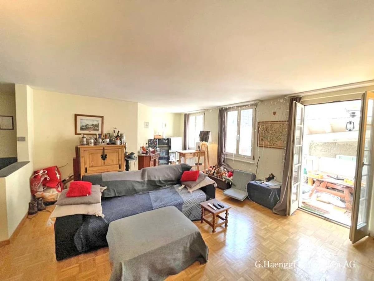 Grosszügige, helle 5 1?2 Zi-Maisonette-Wohnung mit Balkon in der Altstadt