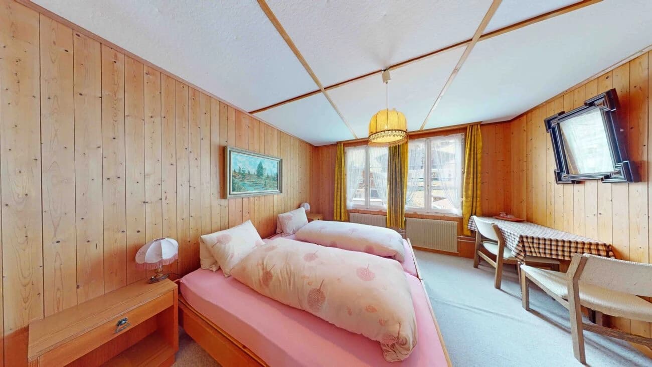 Hotel Pension Alpenrose mit 2 Restaurants und Skilift in Saxeten