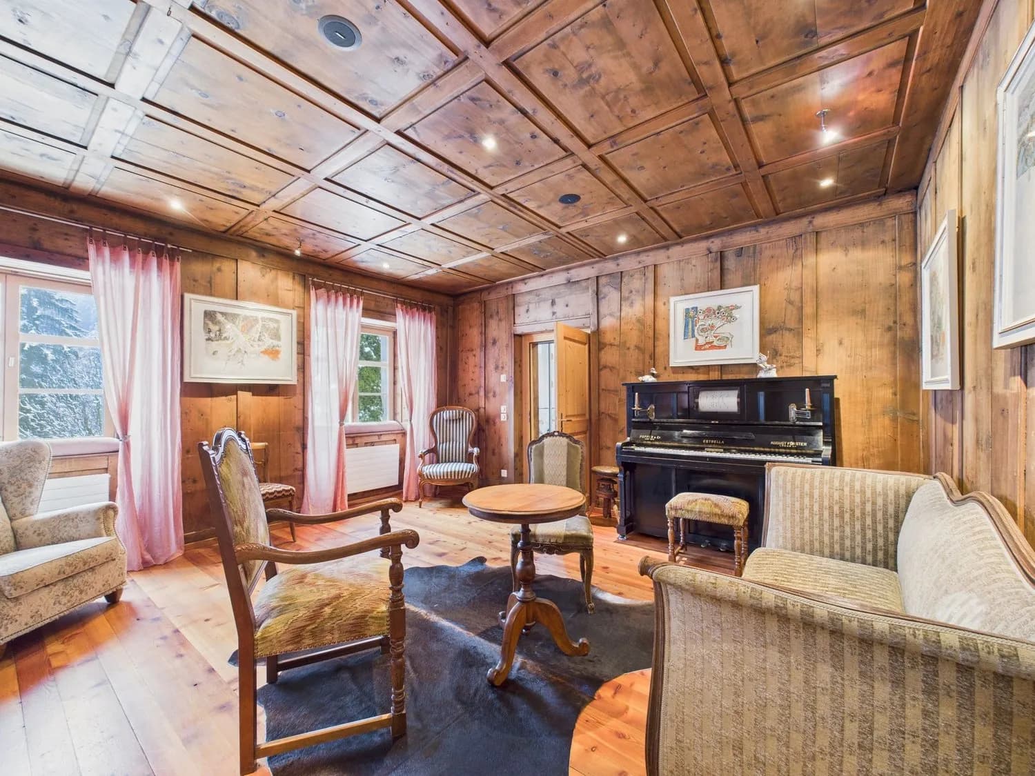 Grosszügiges Mehrfamilienhaus mit Gewerbemöglichkeit an ruhiger Lage in Bergün Filisur