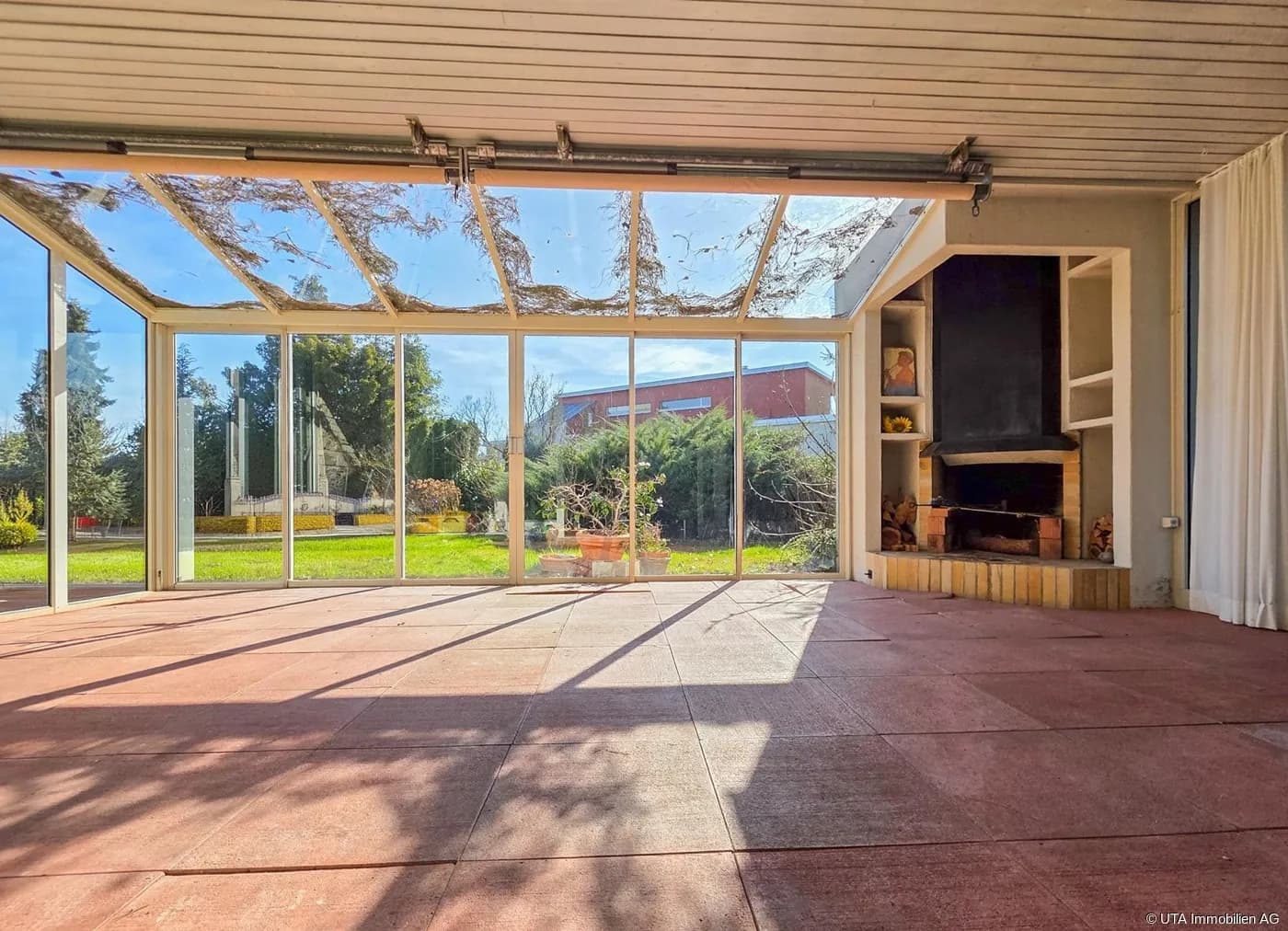 Sonnenverwöhntes Einfamilienhaus mit viel Garten und Privatsphäre