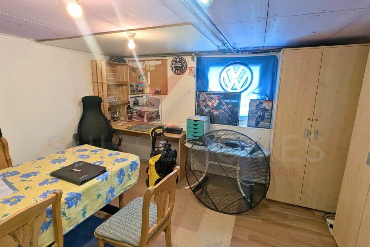 Mehrfamilienhaus in der Kernzone von Grossdietwil - mit Gewerbefläche und Entwicklungspotenzial