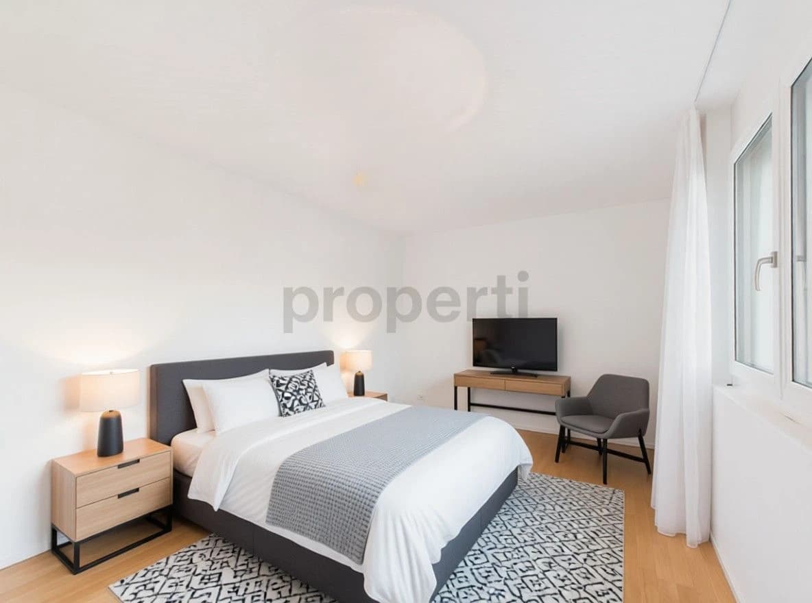 WEITBLICK MIT MODERNEM AUSBAU