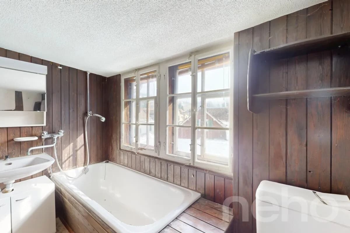 Denkmalgeschütztes 8-Zimmer Doppeleinfamilienhaus an zentraler Lage