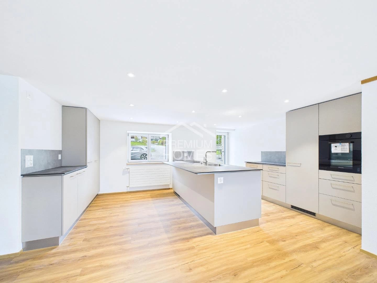 LEBENSQUALITÄT IM GRÜNEN - DETTIGHOFEN TG