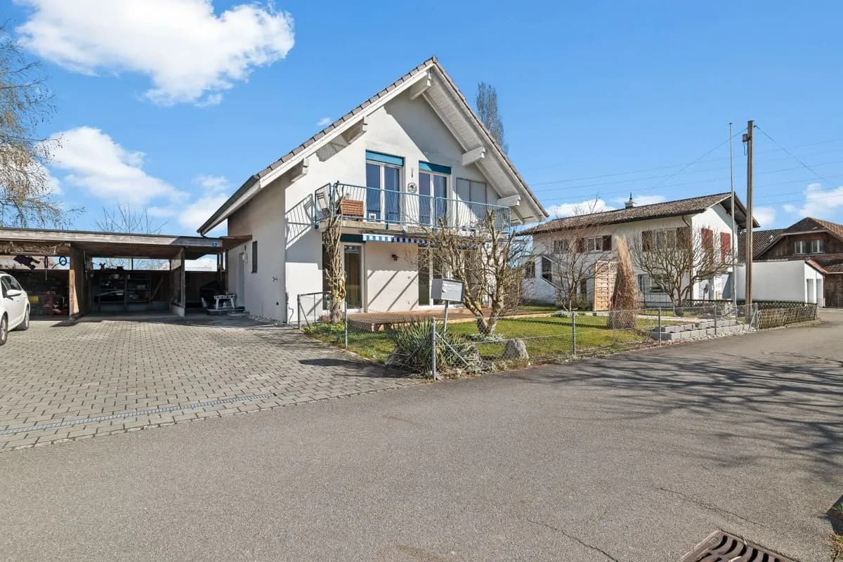 Charmantes Einfamilienhaus in idyllischer Lage - Ruhe, Aussicht und Wohnqualität vereint