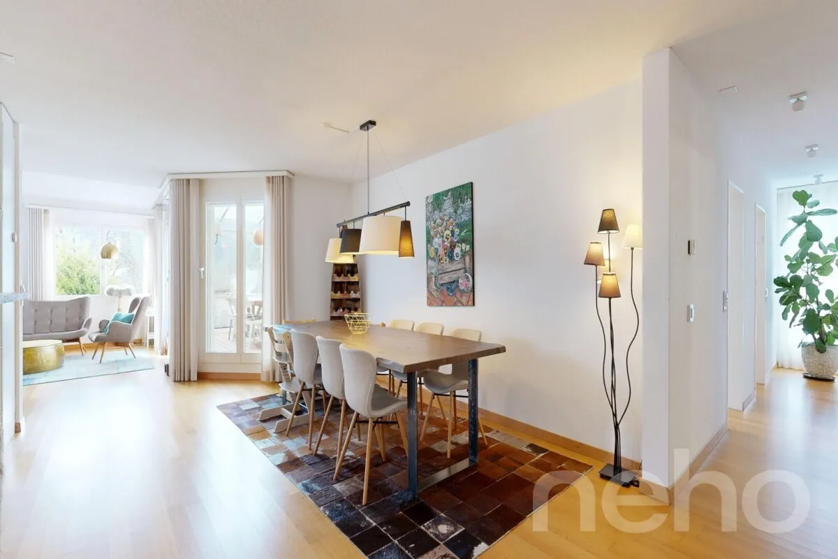 5.5-Zimmer-Gartenwohnung mit grossem Privatgarten und Hobbyraum