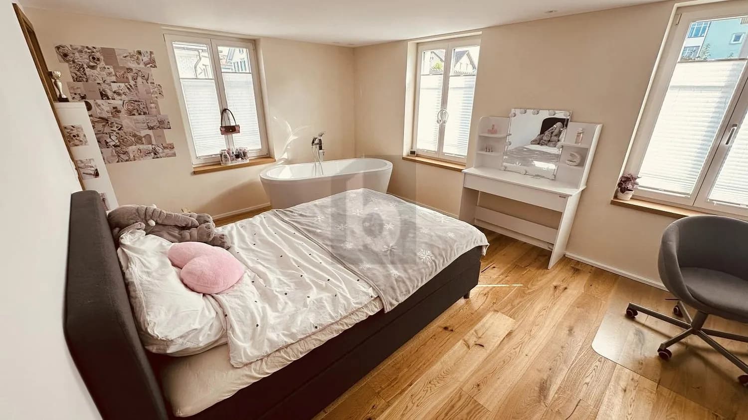 FACHMÄNNISCH KERNSANIERT IM ZENTRUM!