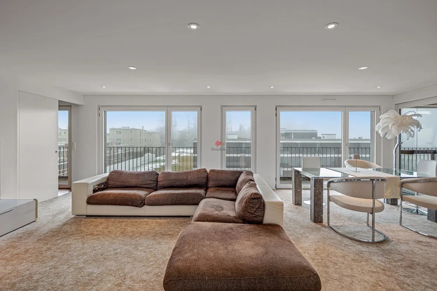 Attika-Wohnerlebnis mit 80 m² Terrasse