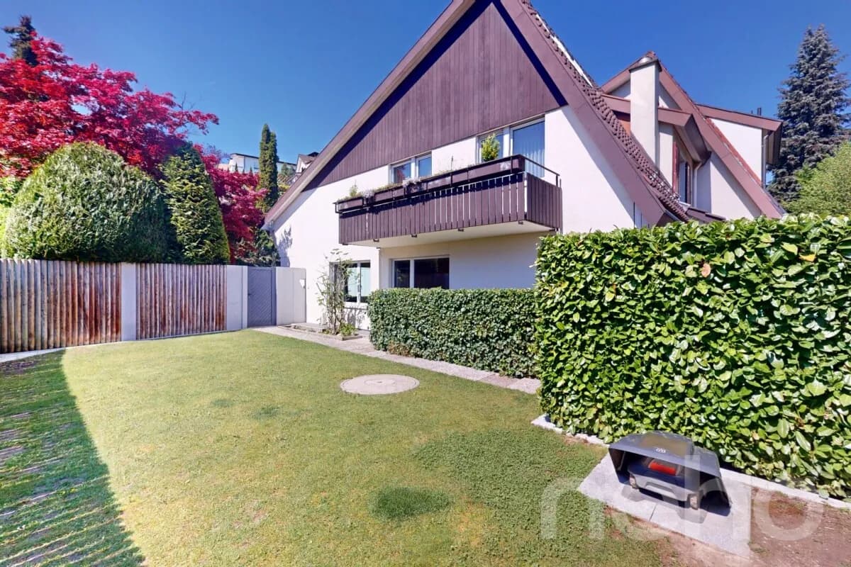 Attraktives 6.5-Zimmer Doppeleinfamilienhaus