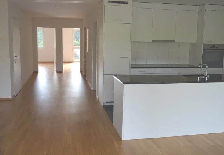 Sonnige Wohnung in gepflegter Liegenschaft mit viel Charme