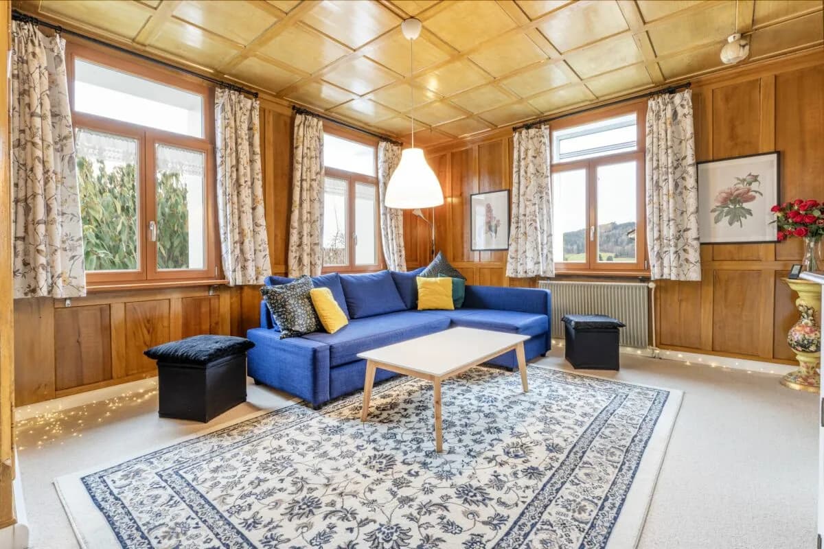 Historisches Juwel: 7-Zimmer-Einfamilienhaus mit vielseitigem Raumangebot