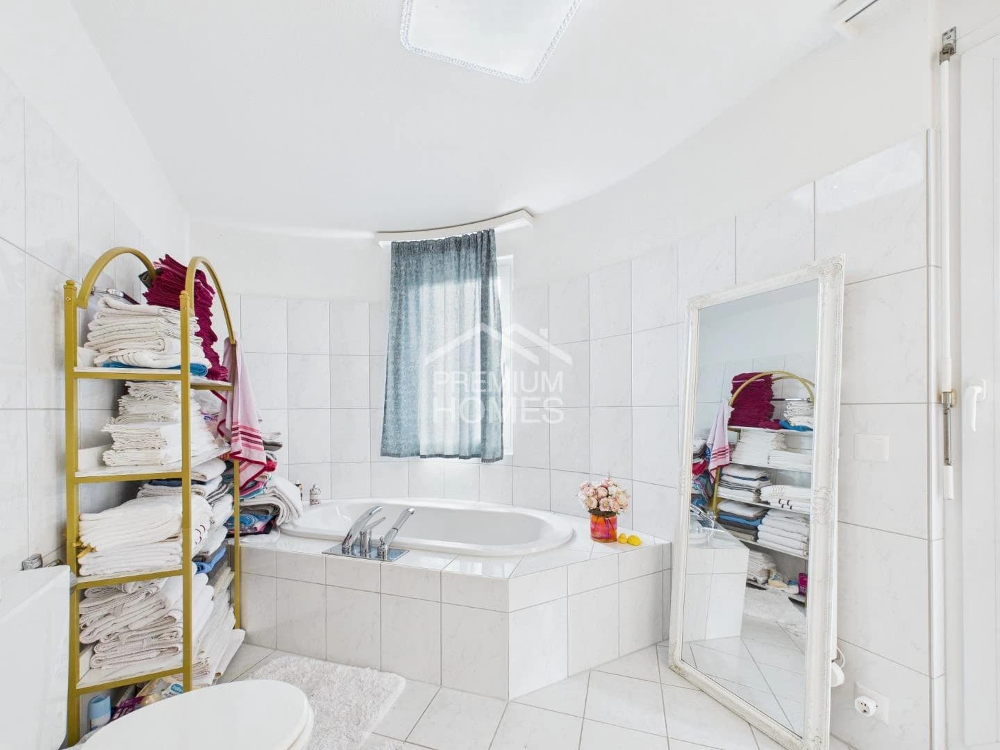 Attikawohnung mit traumhafter Terrasse